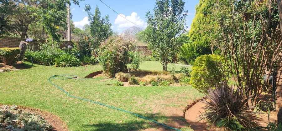 4 Bedroom Property for Sale in Hartbeesfontein North West